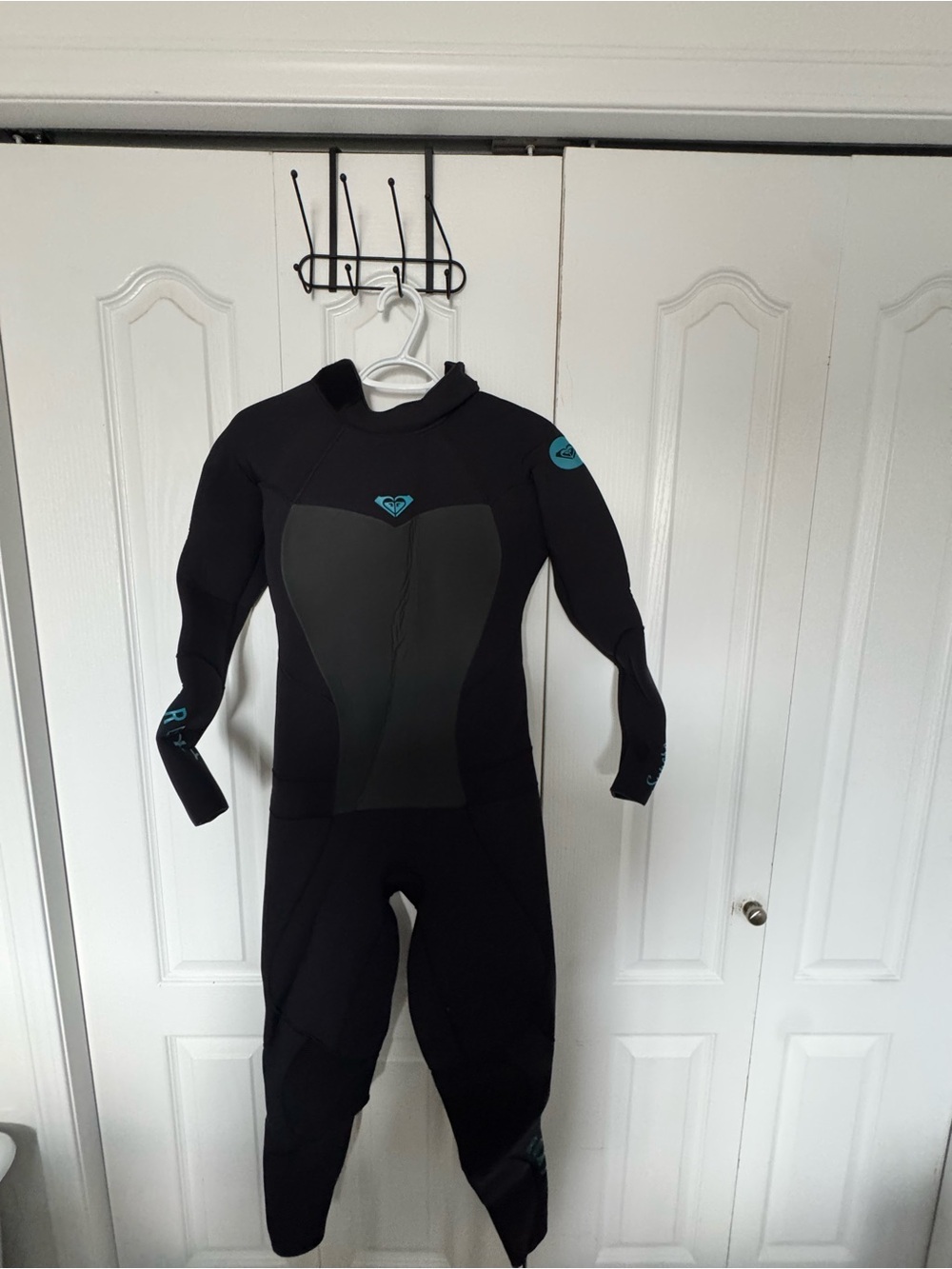 Roxy’s Women’s 5/4/3 mm Full Wetsuit ⭐️ excellent condition ⭐️ SIZE 12